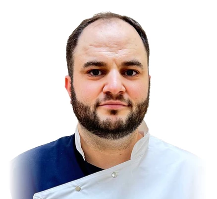 Врач стоматологтерапевт Омаров Арсен Омарович