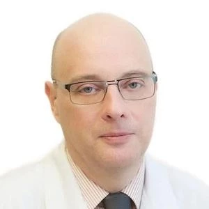 Врач узиспециалист Глухов Аркадий Алексеевич