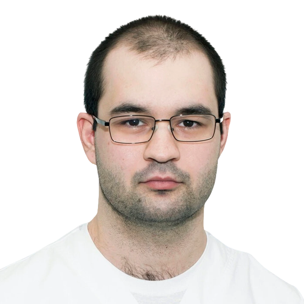 Врач стоматологхирург Жерештиев Ислам Анатольевич