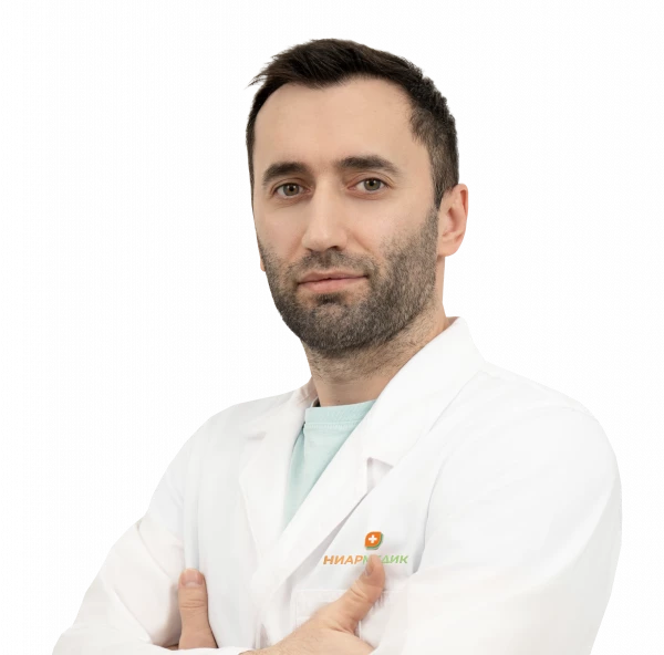 Врач хирург Рамазанов Артур Александрович