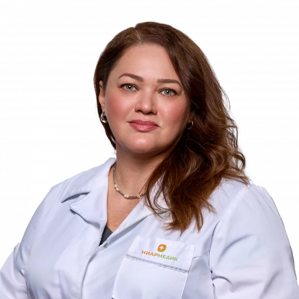 Врач стоматологтерапевт Каракеян Стелла Николаевна