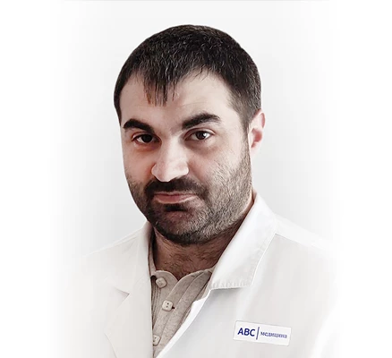 Врач травматологортопед Мкртчян Владимир Артурович